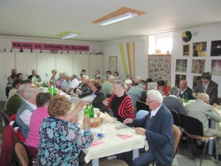 Tradicionalno srečanje starejših občanov starih 70 in več let 2015 21